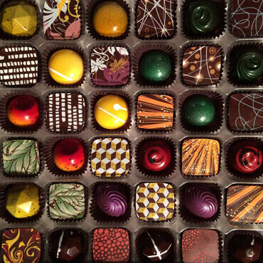 Button to buy printed and artisan chocolates